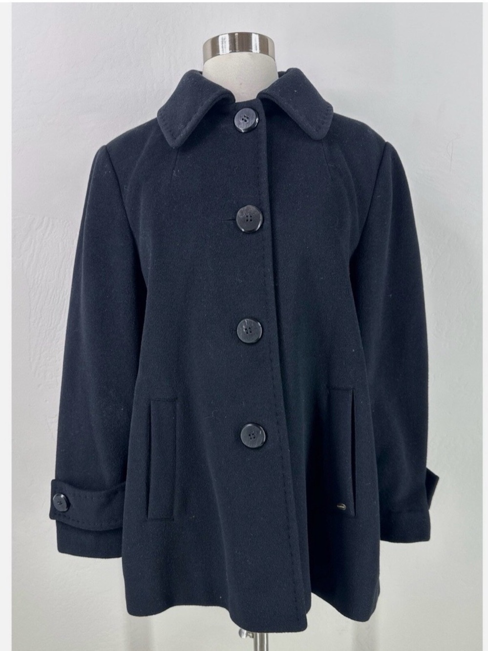 Ellen Tracy Wool Angora Women’s Classic Black Button-Up Coat